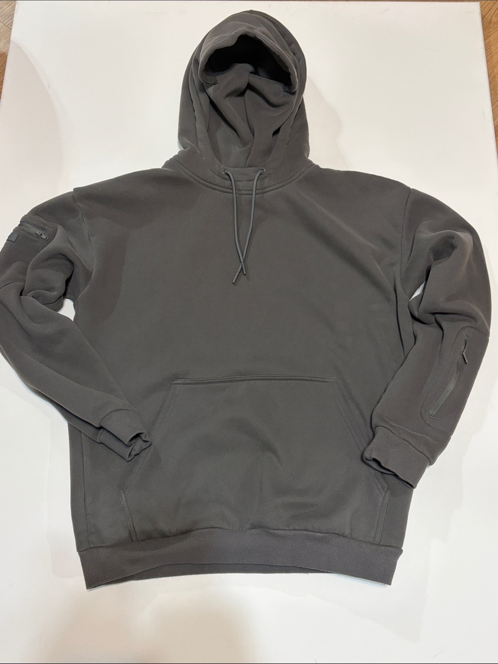 Comfrt Steel Gray Pullover Hoodie Size Medium Oversized Utility Pocket